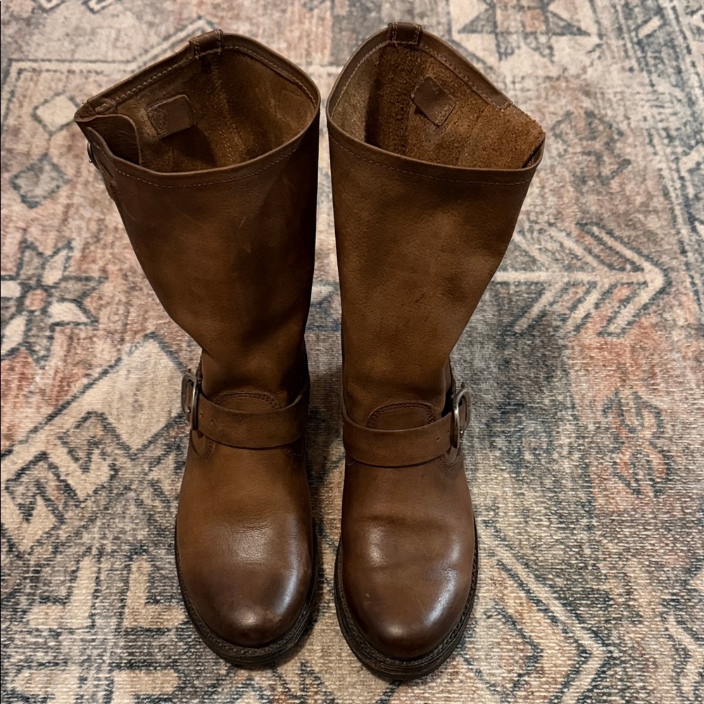 Veronica Short Frye Boots - size 8.5